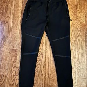 Size Medium Mens Zyia Joggers